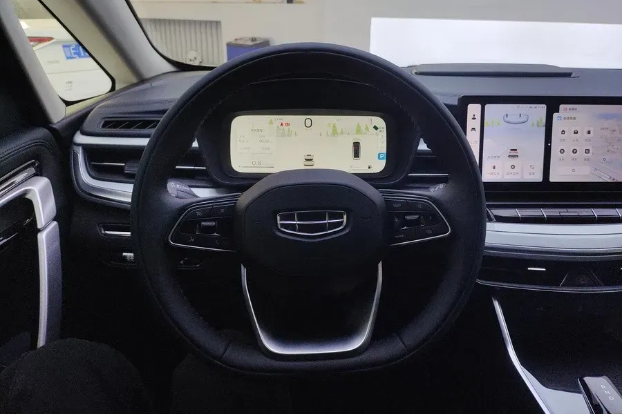 2025 Geely JiaJi 1.5T 181HP L4 7DCT,autocango,china used car exporter,china ev exporter,chinese used car exporter,chinese used ev exporter