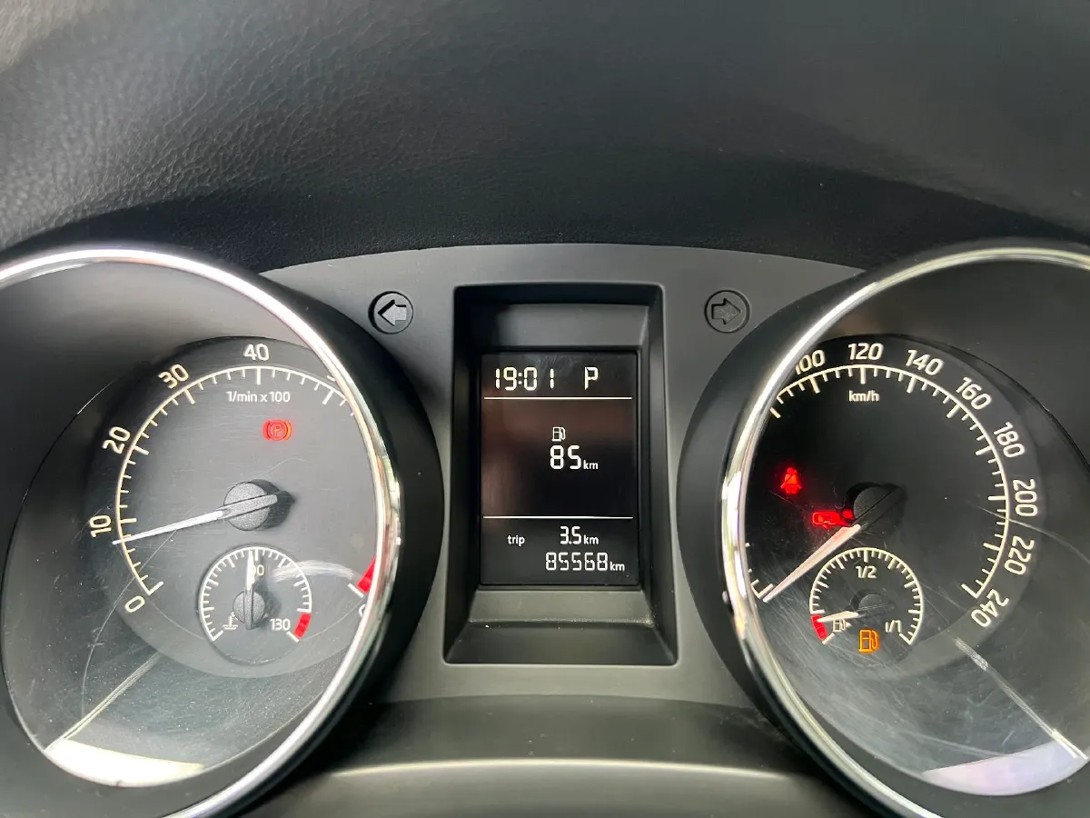 2016 Skoda Yeti 1.4T 150HP L4 7DCT,autocango,china used car exporter,china ev exporter,chinese used car exporter,chinese used ev exporter