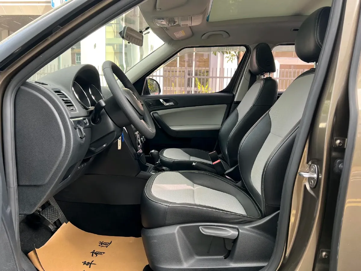 2016 Skoda Yeti 1.4T 150HP L4 7DCT,autocango,china used car exporter,china ev exporter,chinese used car exporter,chinese used ev exporter