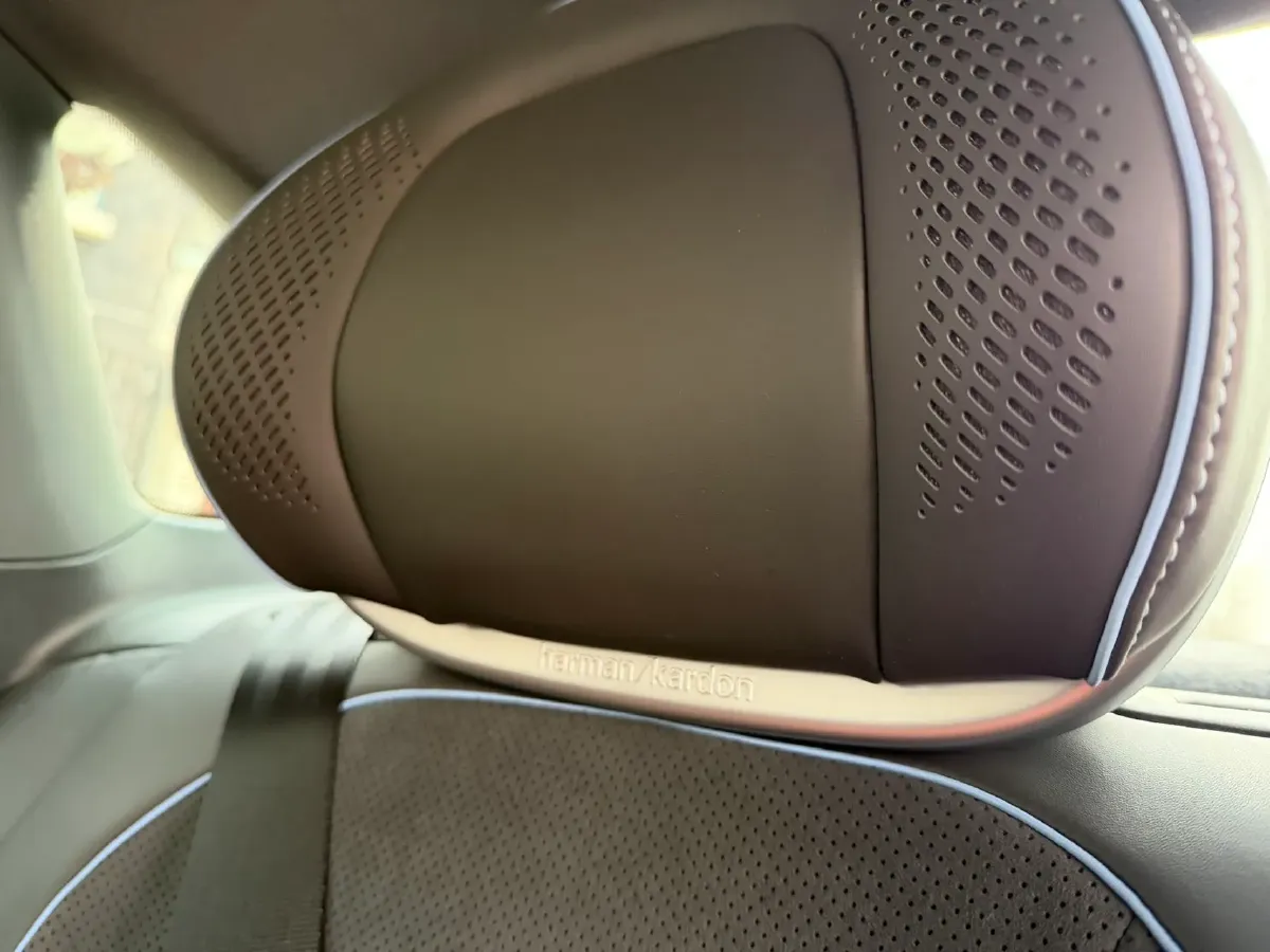 2025 Volkswagen Passat 2.0T 220HP L4 7DCT,autocango,china used car exporter,china ev exporter,chinese used car exporter,chinese used ev exporter