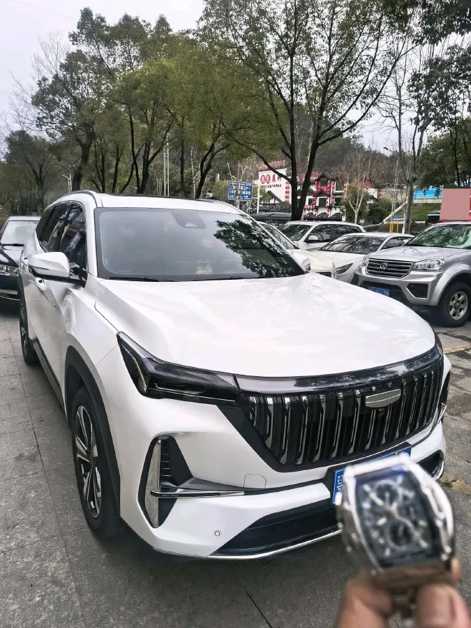 2025 Geely StarRay 1.5T 181HP L4 7DCT,autocango,china used car exporter,china ev exporter,chinese used car exporter,chinese used ev exporter