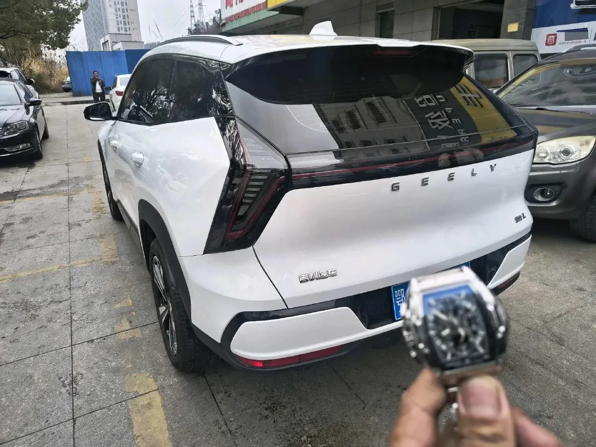 2025 Geely StarRay 1.5T 181HP L4 7DCT,autocango,china used car exporter,china ev exporter,chinese used car exporter,chinese used ev exporter