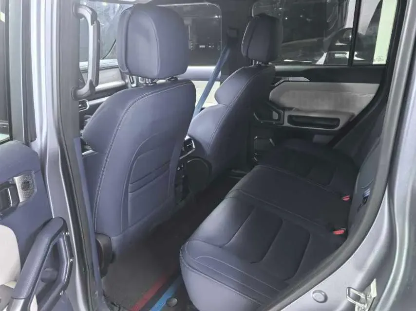 2024 Jetour ShanHai TravellerC-DM 1.5T 156HP L4 3DHT PHEV 43.24KWH,autocango,china used car exporter,china ev exporter,chinese used car exporter,chinese used ev exporter