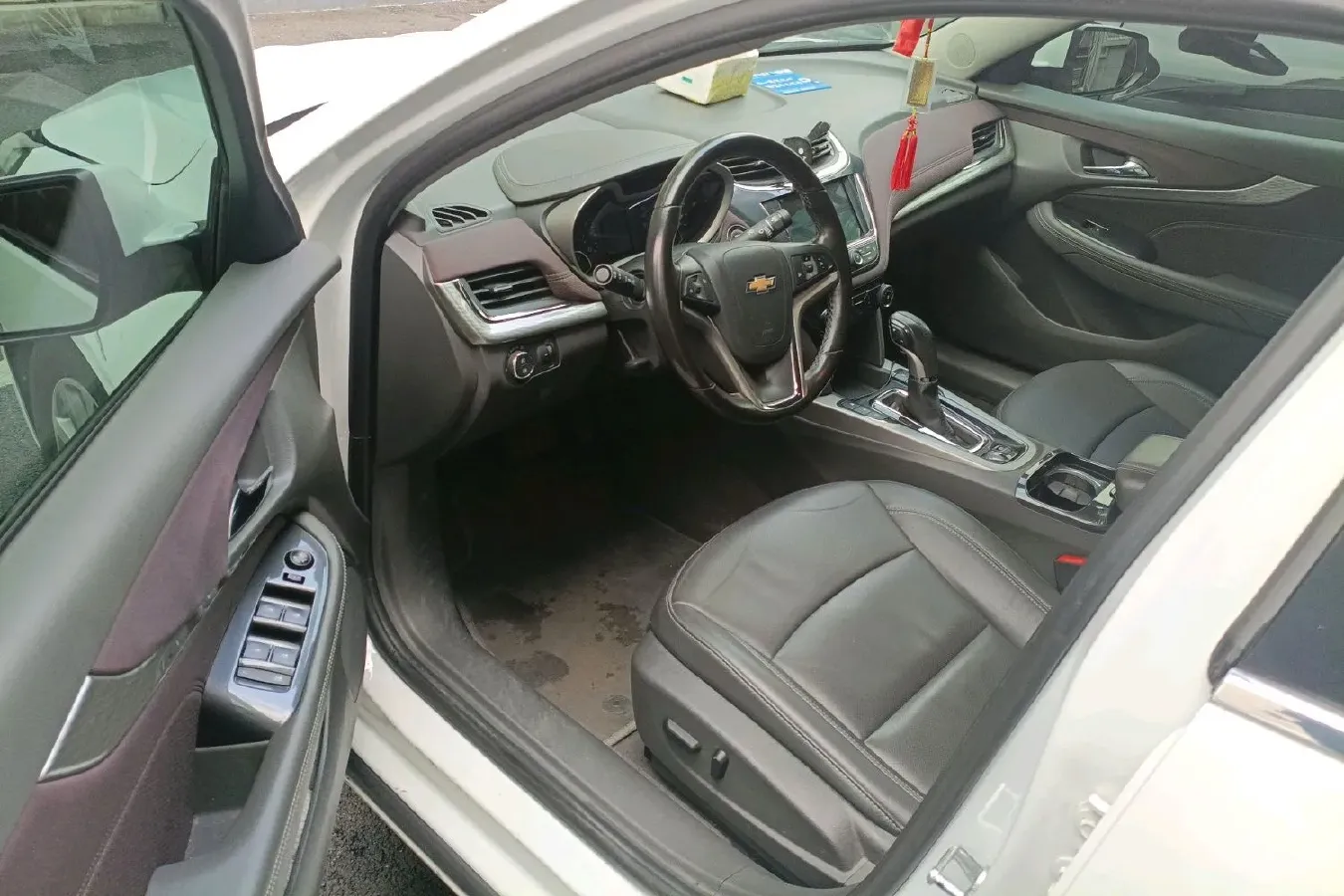 2018 Chevrolet Malibu 1.5T 170HP L4 6AT,autocango,china used car exporter,china ev exporter,chinese used car exporter,chinese used ev exporter