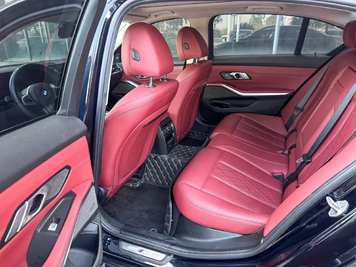 2024 BMW 3 Series 2.0T 184HP L4 8AT,autocango,china used car exporter,china ev exporter,chinese used car exporter,chinese used ev exporter