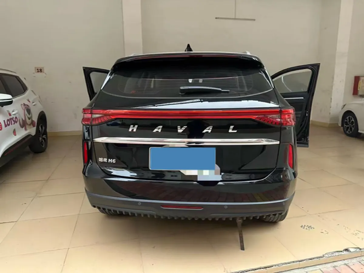 2024 Haval H6 1.5T 184HP L4 7DCT,autocango,china used car exporter,china ev exporter,chinese used car exporter,chinese used ev exporter