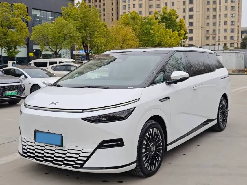 2025 Xpeng X9 BEV,autocango,china used car exporter,china ev exporter,chinese used car exporter,chinese used ev exporter