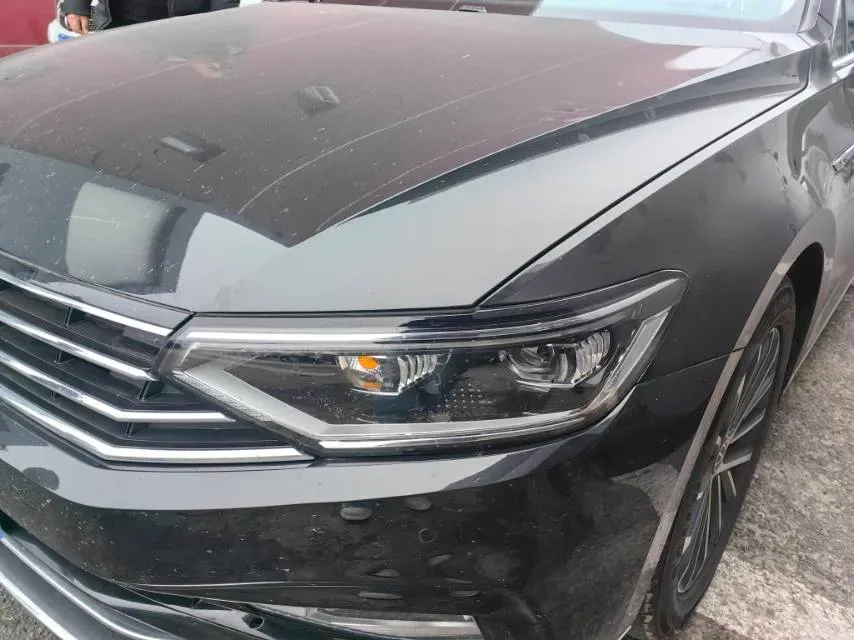 2020 Volkswagen Magotan 2.0T 186HP L4 7DCT,autocango,china used car exporter,china ev exporter,chinese used car exporter,chinese used ev exporter