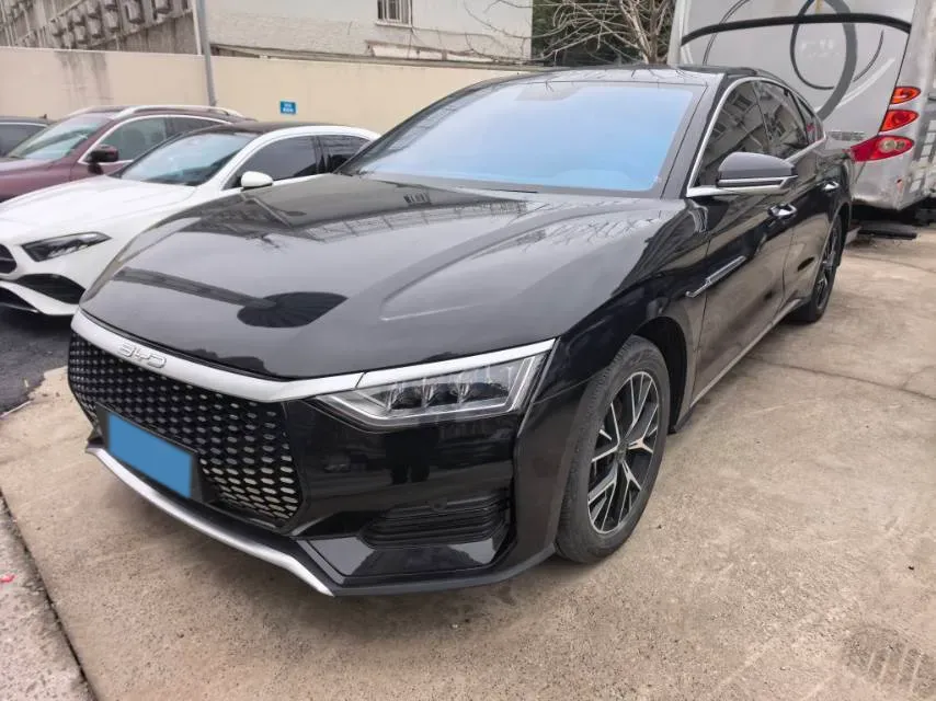 2022 BYD e9 BEV 63.36KWH,autocango,china used car exporter,china ev exporter,chinese used car exporter,chinese used ev exporter