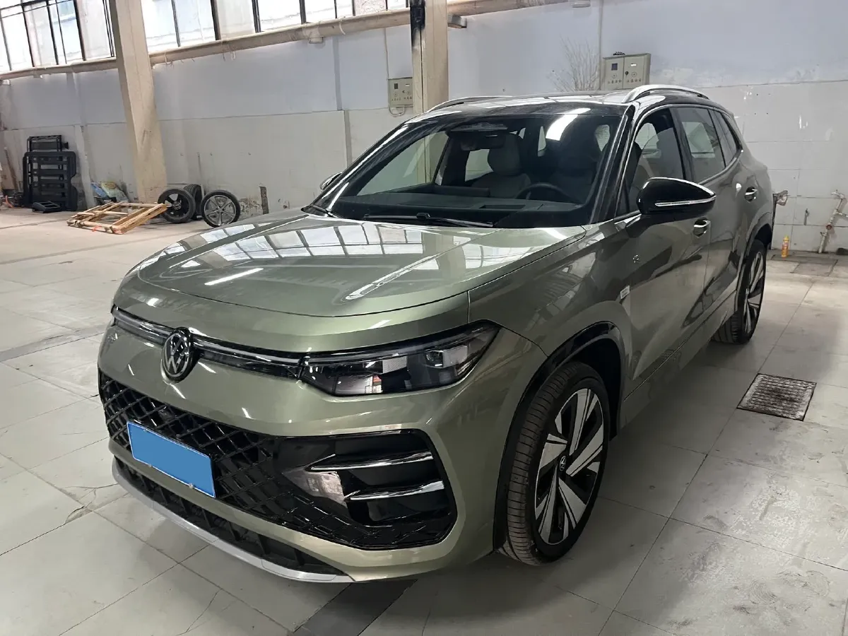 2026 Volkswagen Tayron 2.0T 220HP L4 7DCT,autocango,china used car exporter,china ev exporter,chinese used car exporter,chinese used ev exporter
