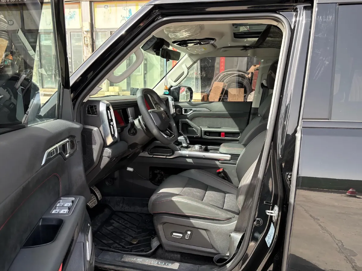 2024 Jetour Traveller 2.0T 254HP L4 7DCT,autocango,china used car exporter,china ev exporter,chinese used car exporter,chinese used ev exporter