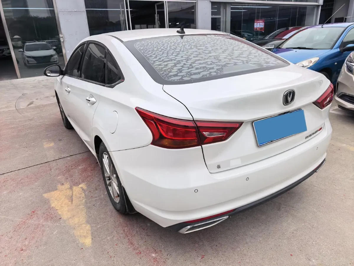 2020 ChangAn Raeton CC 1.5T 156HP L4 6MT,autocango,china used car exporter,china ev exporter,chinese used car exporter,chinese used ev exporter