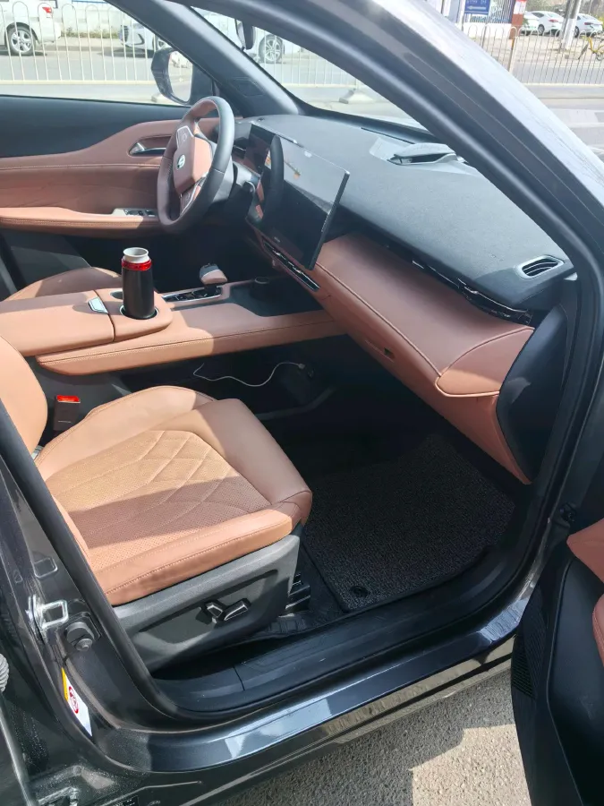 2024 ChangAn UNI-Z 1.5L 98HP L4 E-CVT PHEV 18.4KWH,autocango,china used car exporter,china ev exporter,chinese used car exporter,chinese used ev exporter