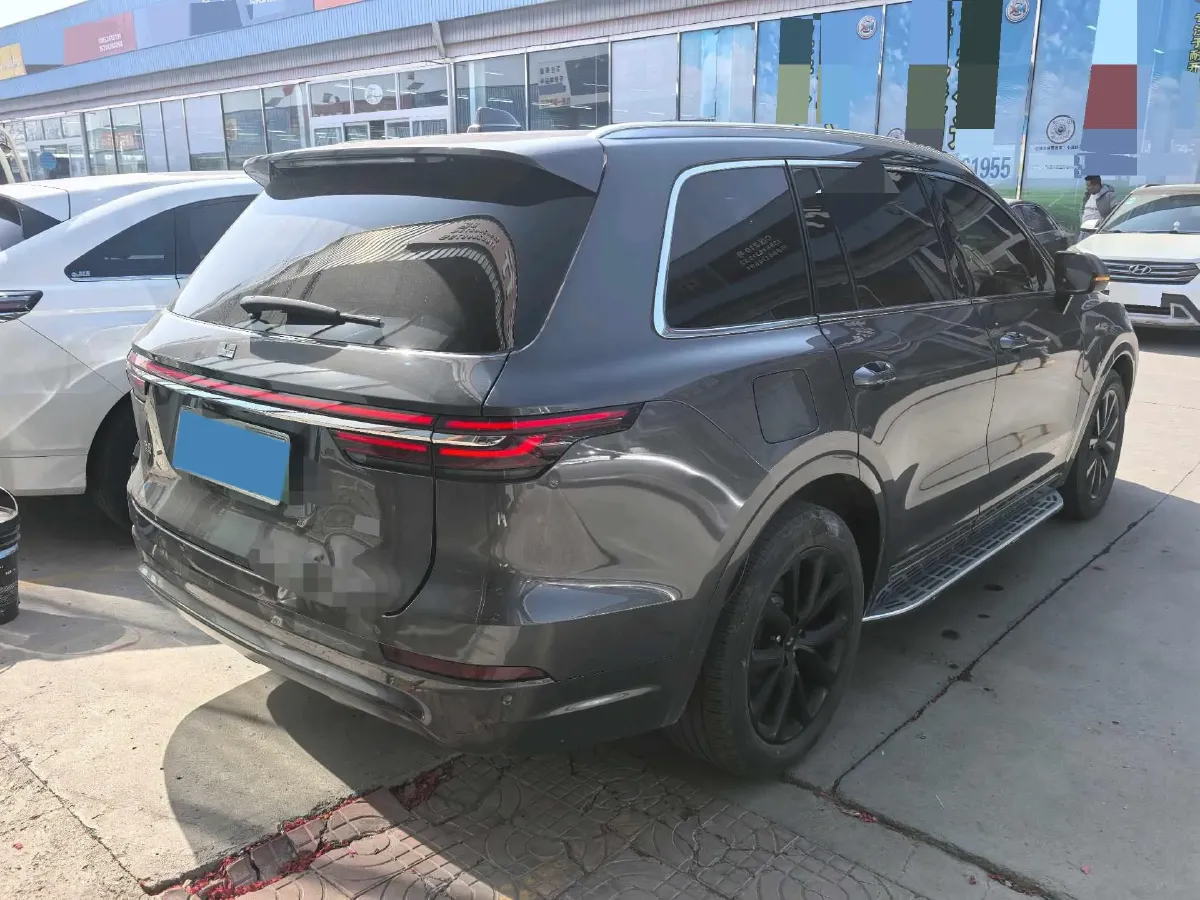 2020 Li ONE Range Extended 131HP REEV 40.5KWH,autocango,china used car exporter,china ev exporter,chinese used car exporter,chinese used ev exporter