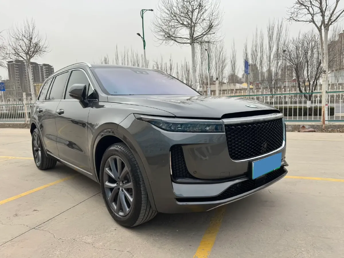 2020 Li ONE Range Extended 131HP REEV 40.5KWH,autocango,china used car exporter,china ev exporter,chinese used car exporter,chinese used ev exporter