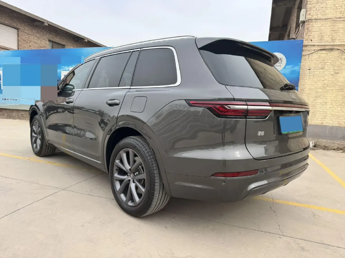 2020 Li ONE Range Extended 131HP REEV 40.5KWH,autocango,china used car exporter,china ev exporter,chinese used car exporter,chinese used ev exporter