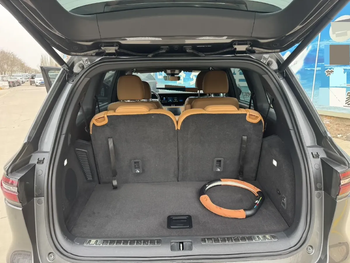 2020 Li ONE Range Extended 131HP REEV 40.5KWH,autocango,china used car exporter,china ev exporter,chinese used car exporter,chinese used ev exporter