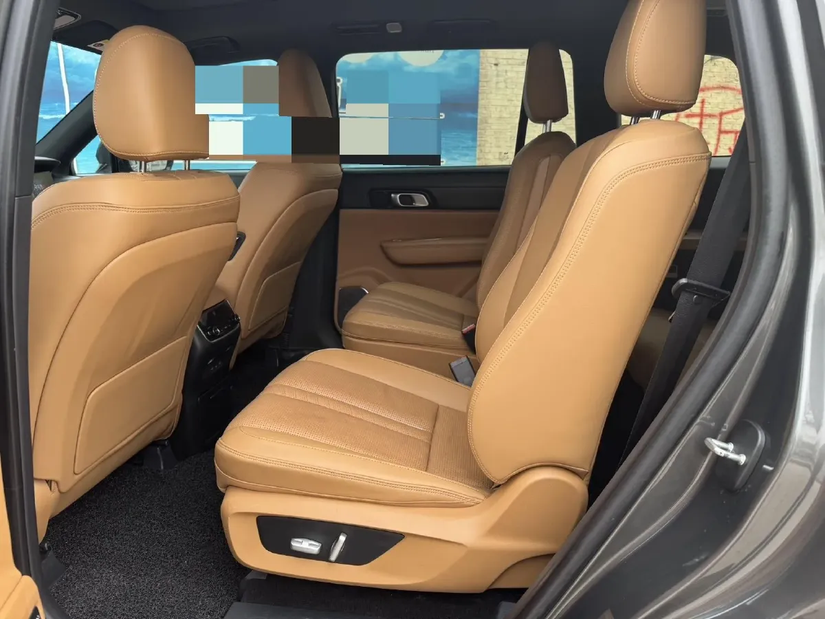 2020 Li ONE Range Extended 131HP REEV 40.5KWH,autocango,china used car exporter,china ev exporter,chinese used car exporter,chinese used ev exporter