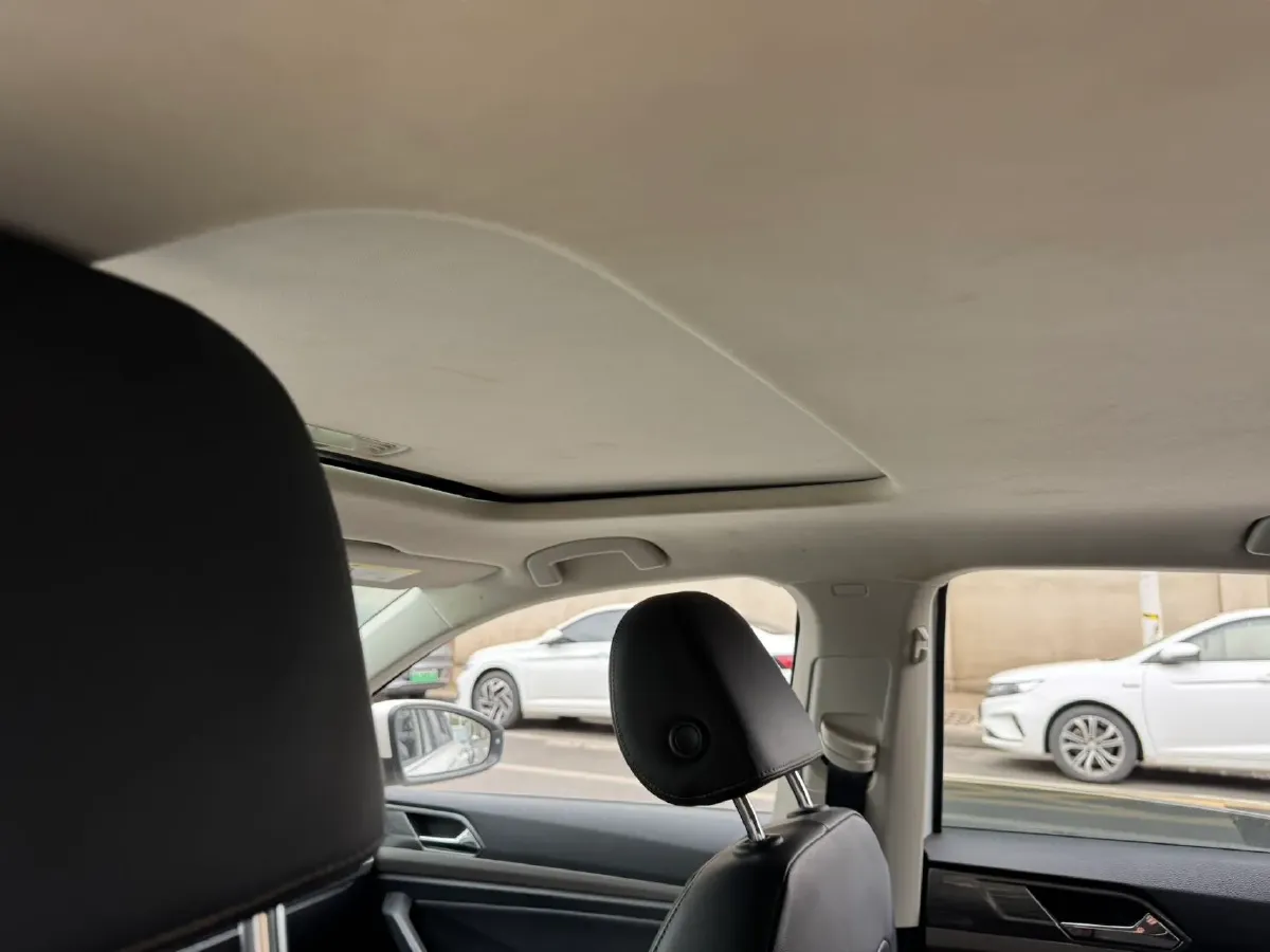 2021 Volkswagen Lavida 1.4T 150HP L4 7DCT,autocango,china used car exporter,china ev exporter,chinese used car exporter,chinese used ev exporter