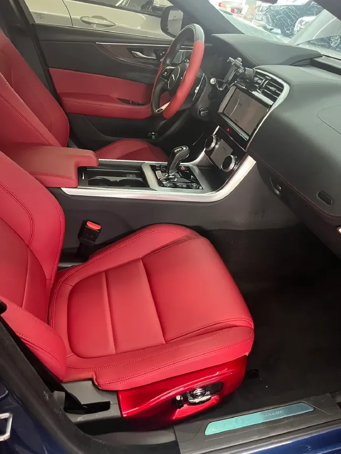 2023 Jaguar XEL 2.0T 250HP L4 8AT,autocango,china used car exporter,china ev exporter,chinese used car exporter,chinese used ev exporter