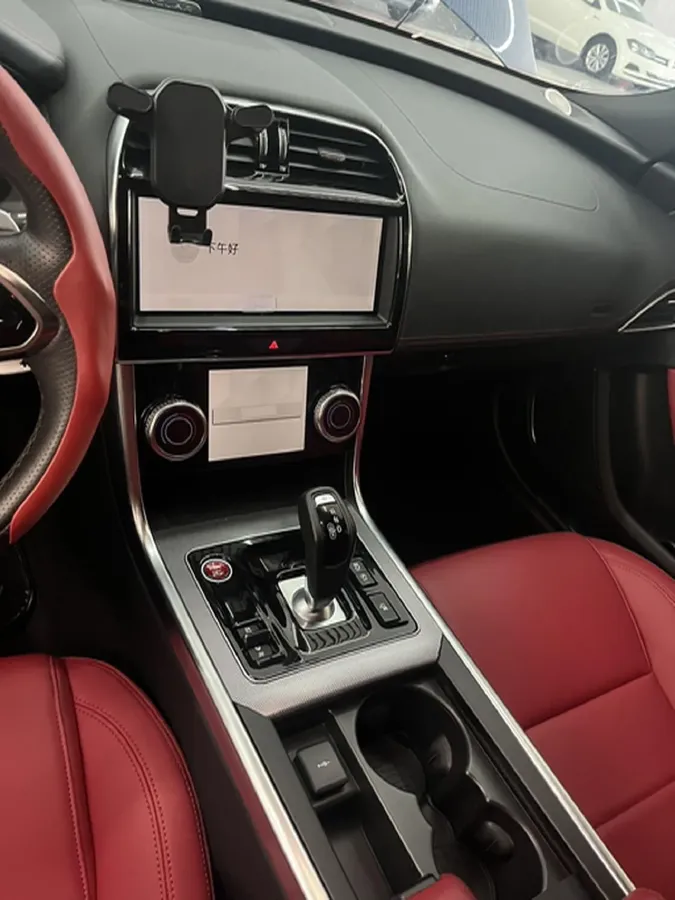 2023 Jaguar XEL 2.0T 250HP L4 8AT,autocango,china used car exporter,china ev exporter,chinese used car exporter,chinese used ev exporter