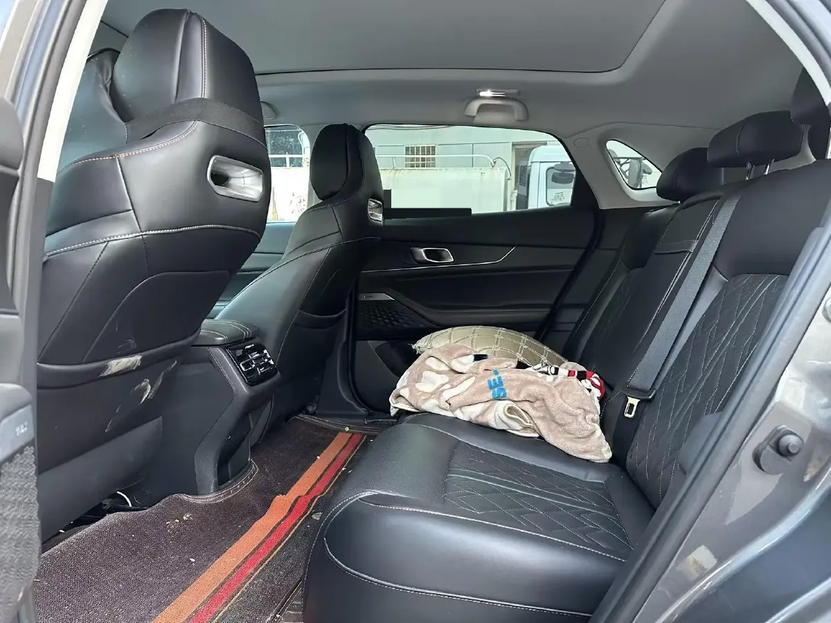 2022 Bestune T99 2.0T 224HP L4 6AT,autocango,china used car exporter,china ev exporter,chinese used car exporter,chinese used ev exporter