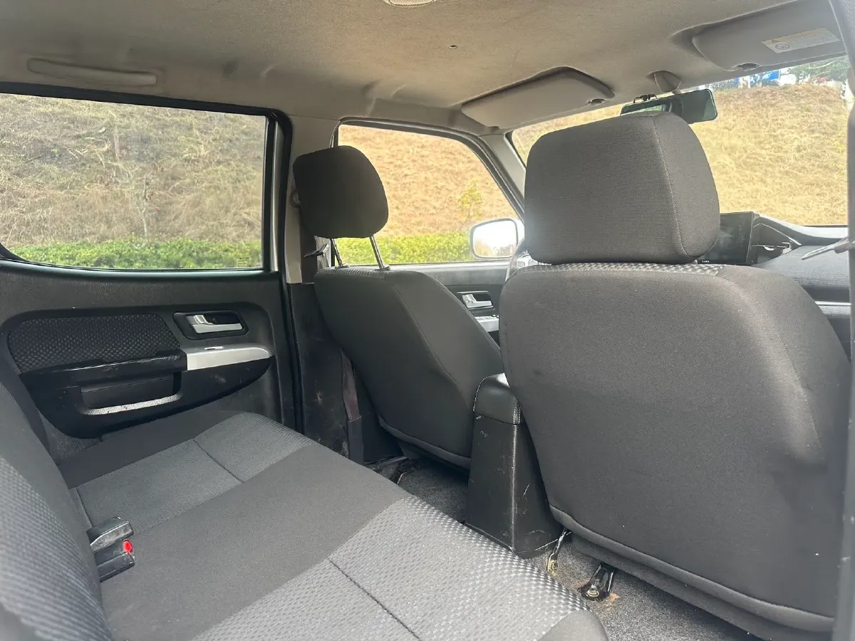 2018 Dongfeng RuiQi 2.5T 140HP L4 6MT,autocango,china used car exporter,china ev exporter,chinese used car exporter,chinese used ev exporter