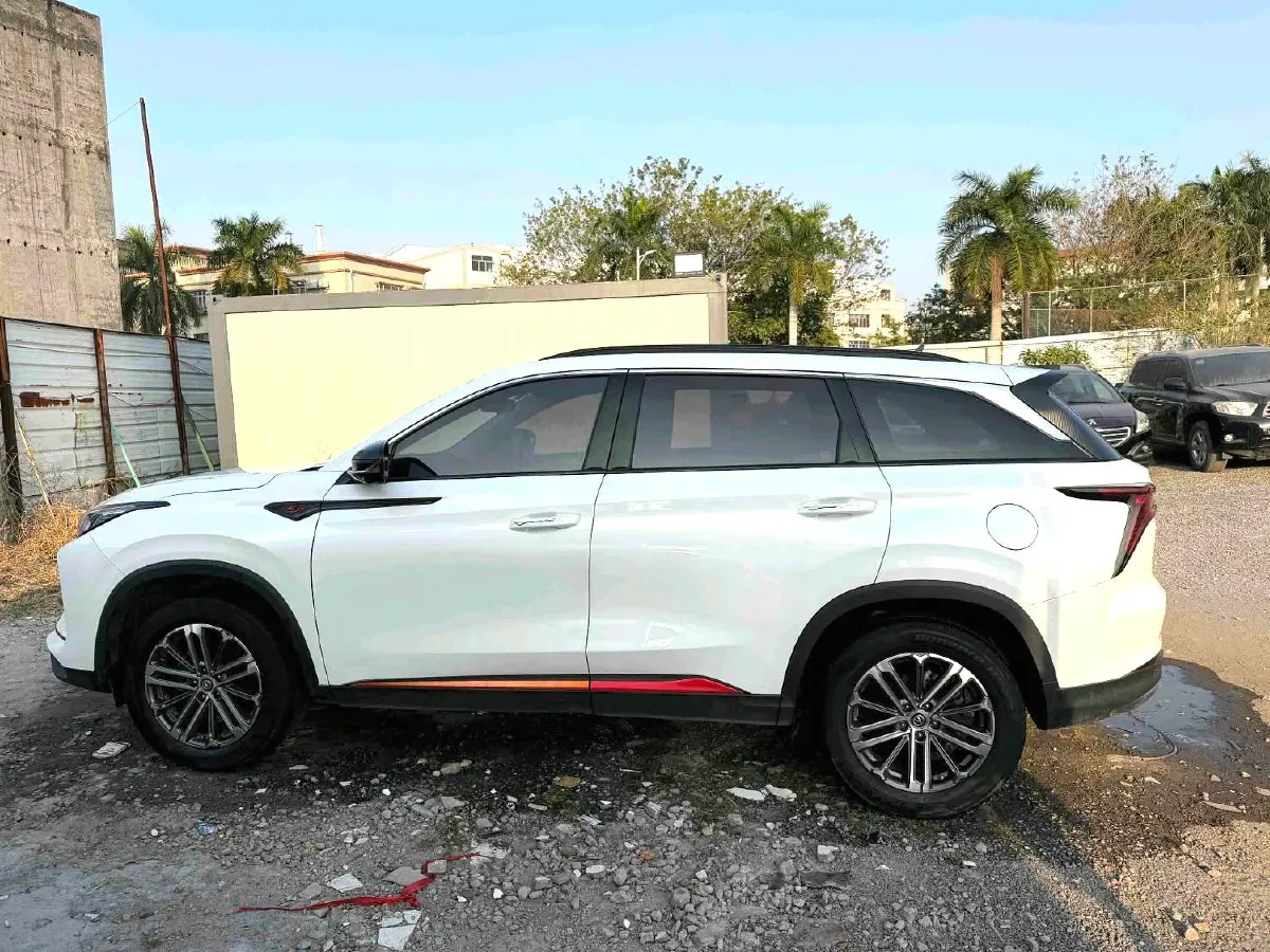 2020 ChangAn CS75 Plus 1.5T 178HP L4 6AT,autocango,china used car exporter,china ev exporter,chinese used car exporter,chinese used ev exporter