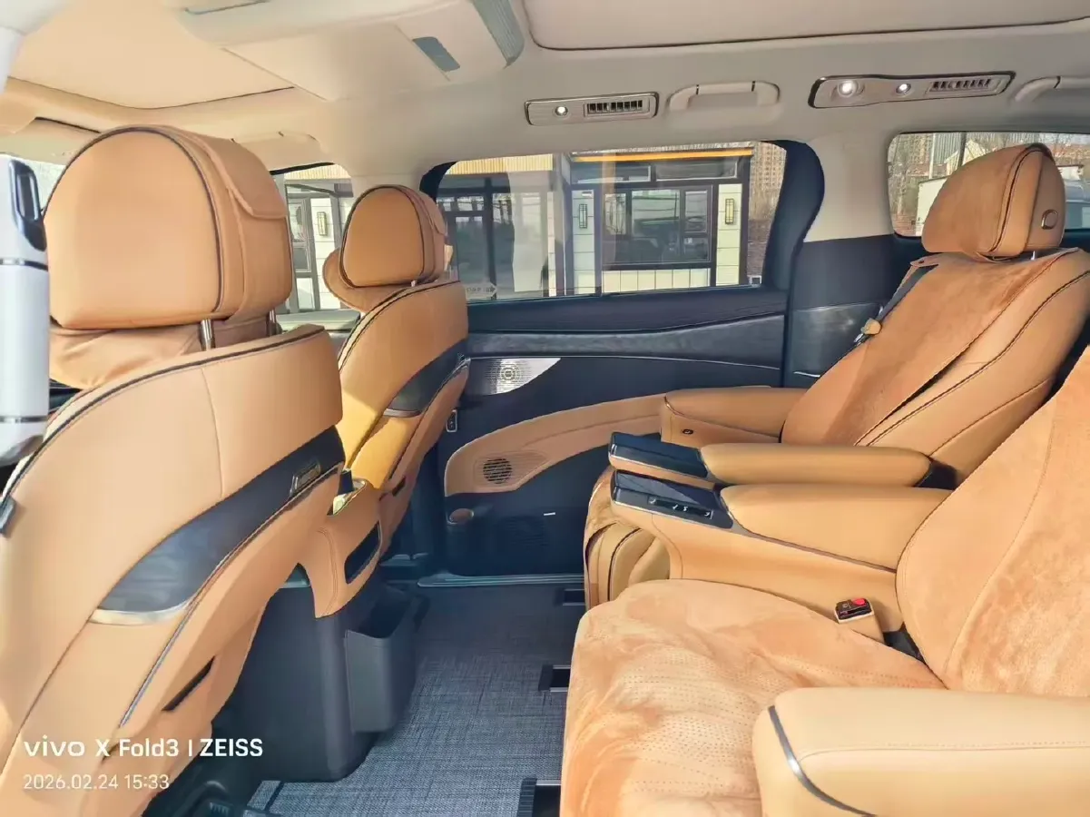 2024 Denza D9 1.5T 139HP L4 E-CVT PHEV 40KWH,autocango,china used car exporter,china ev exporter,chinese used car exporter,chinese used ev exporter