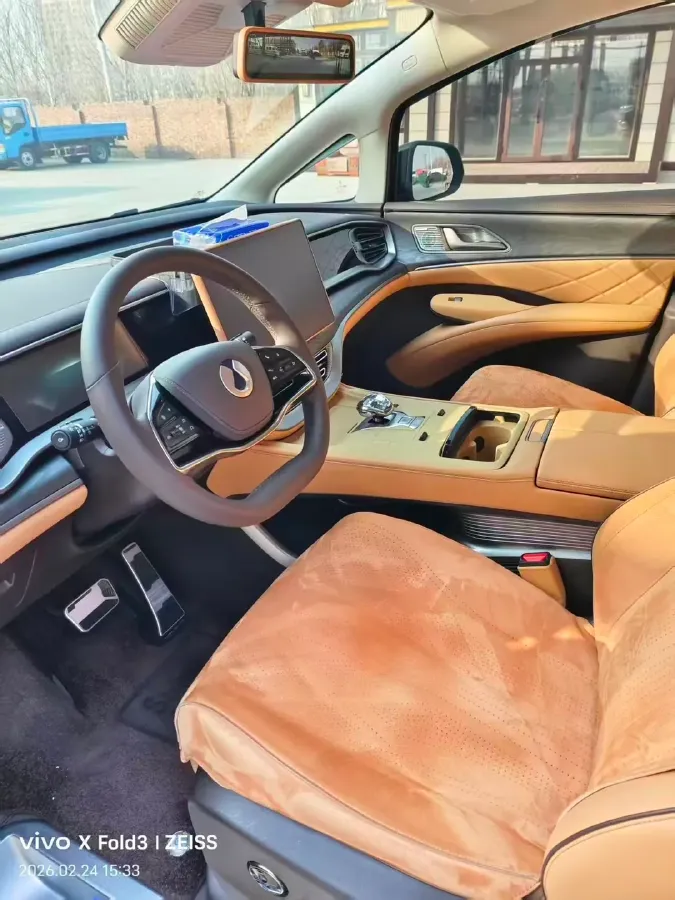 2024 Denza D9 1.5T 139HP L4 E-CVT PHEV 40KWH,autocango,china used car exporter,china ev exporter,chinese used car exporter,chinese used ev exporter