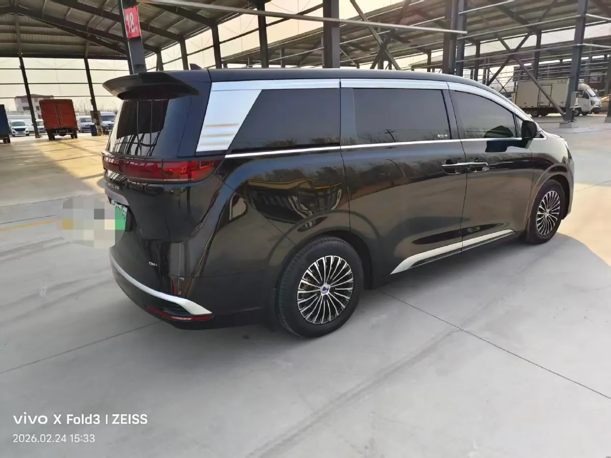 2024 Denza D9 1.5T 139HP L4 E-CVT PHEV 40KWH,autocango,china used car exporter,china ev exporter,chinese used car exporter,chinese used ev exporter