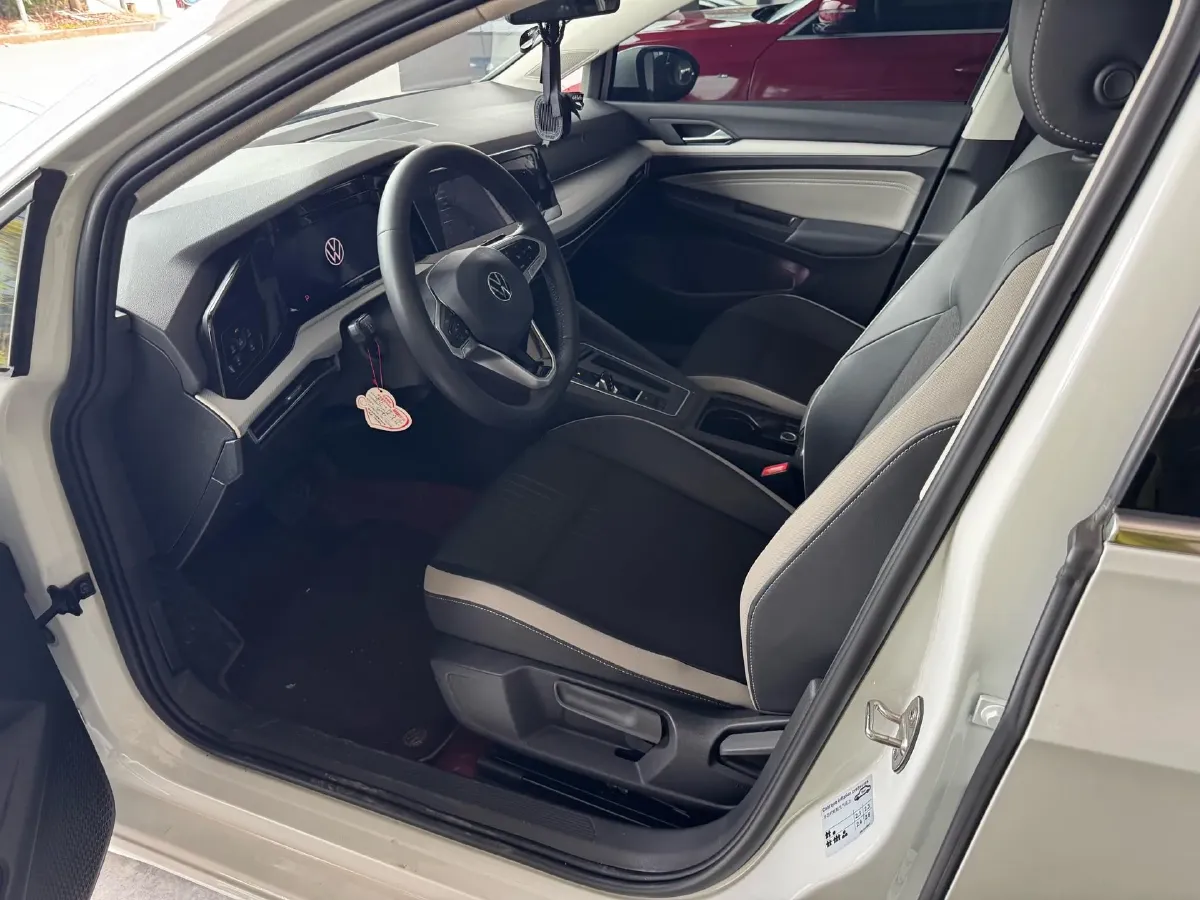 2021 Volkswagen Golf 1.4T 150HP L4 7DCT,autocango,china used car exporter,china ev exporter,chinese used car exporter,chinese used ev exporter