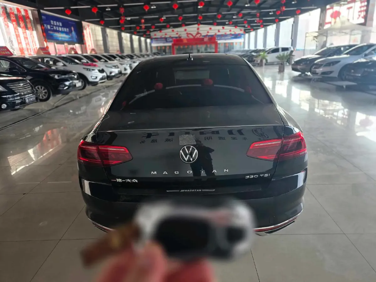 2020 Volkswagen Magotan 2.0T 186HP L4 7DCT,autocango,china used car exporter,china ev exporter,chinese used car exporter,chinese used ev exporter
