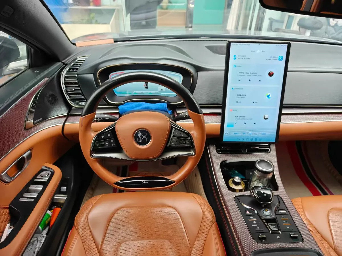 2022 Volkswagen Tiguan L 2.0T 186HP L4 7DCT,autocango,china used car exporter,china ev exporter,chinese used car exporter,chinese used ev exporter