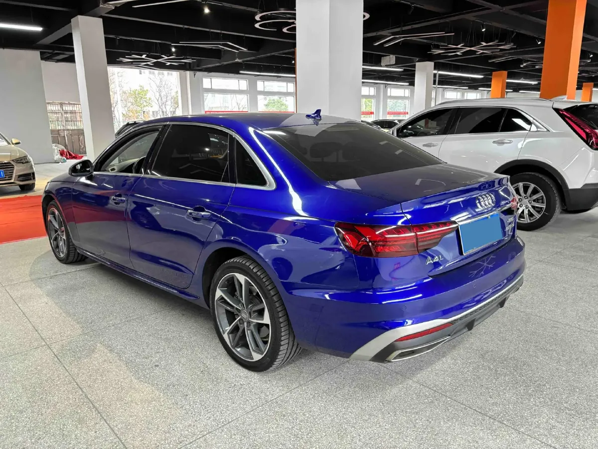 2020 Audi A4L 2.0T 190HP L4 7DCT,autocango,china used car exporter,china ev exporter,chinese used car exporter,chinese used ev exporter