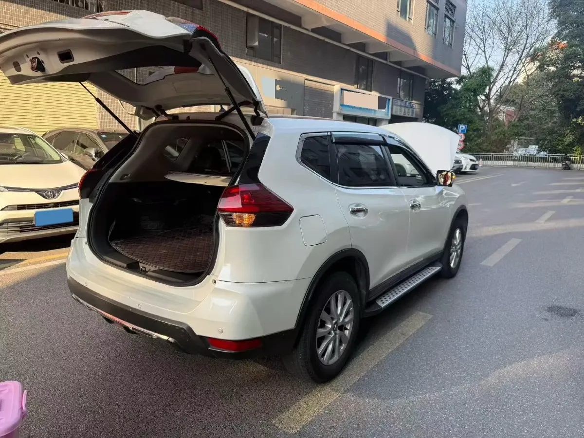 2023 Nissan X-Trail 2.0L 151HP L4 CVT,autocango,china used car exporter,china ev exporter,chinese used car exporter,chinese used ev exporter
