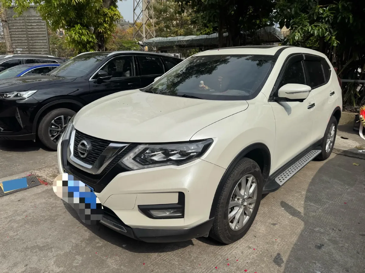 2023 Nissan X-Trail 2.0L 151HP L4 CVT,autocango,china used car exporter,china ev exporter,chinese used car exporter,chinese used ev exporter