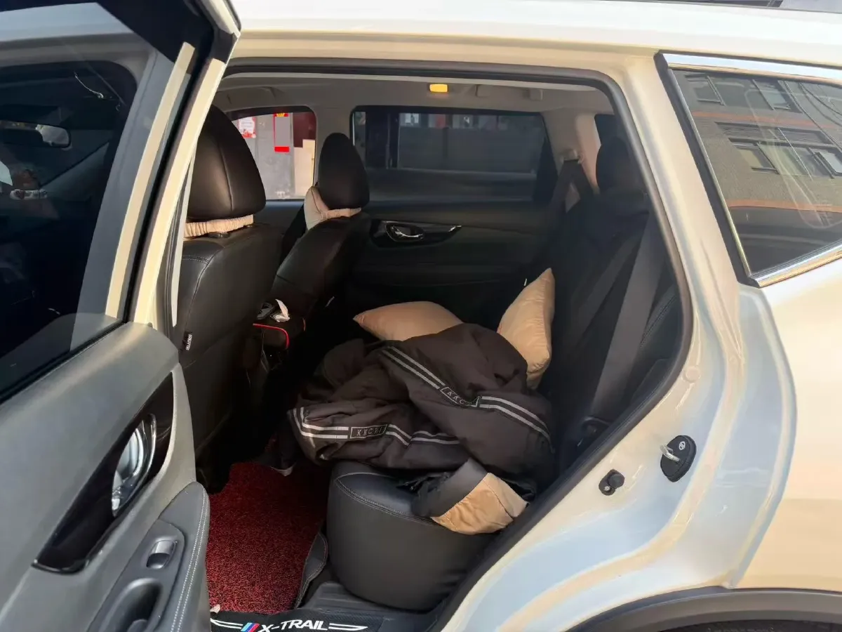 2023 Nissan X-Trail 2.0L 151HP L4 CVT,autocango,china used car exporter,china ev exporter,chinese used car exporter,chinese used ev exporter