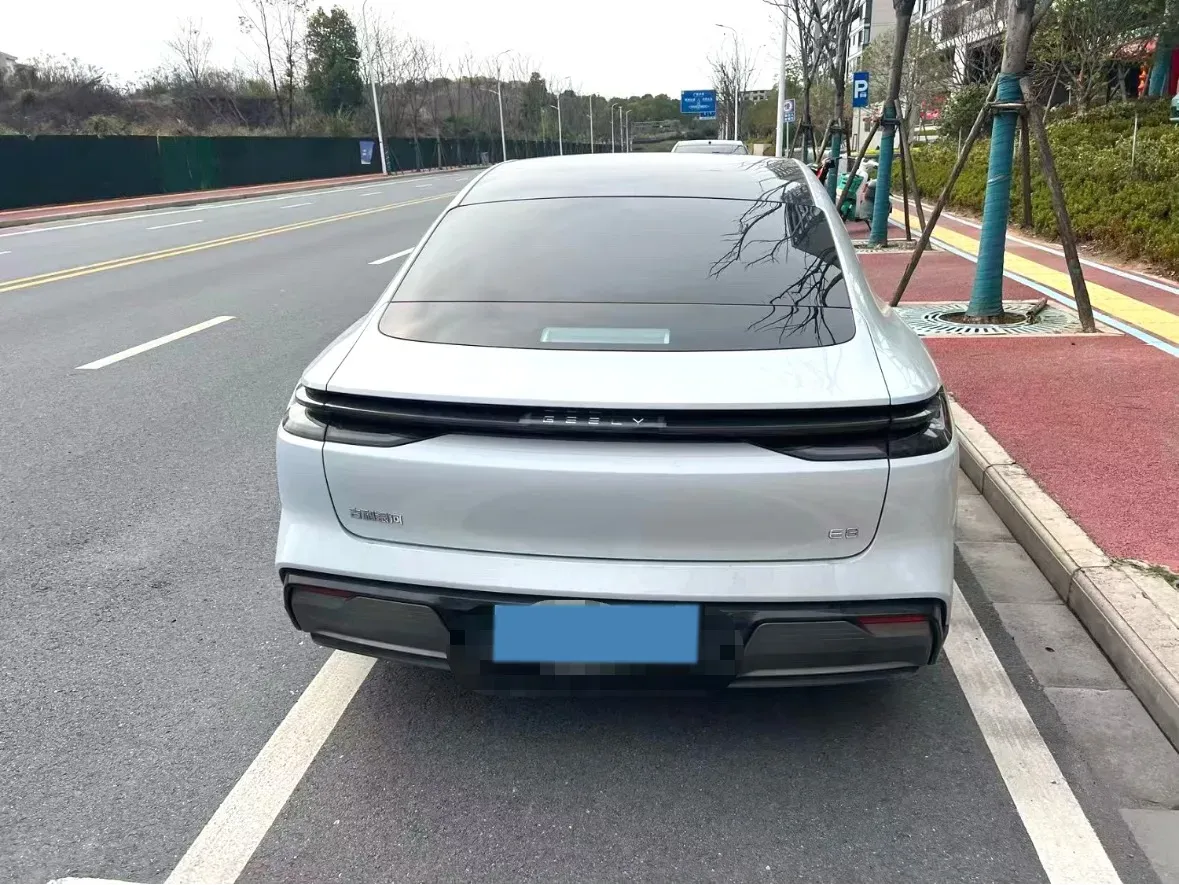 2024 Geely Galaxy E8 BEV 76KWH,autocango,china used car exporter,china ev exporter,chinese used car exporter,chinese used ev exporter