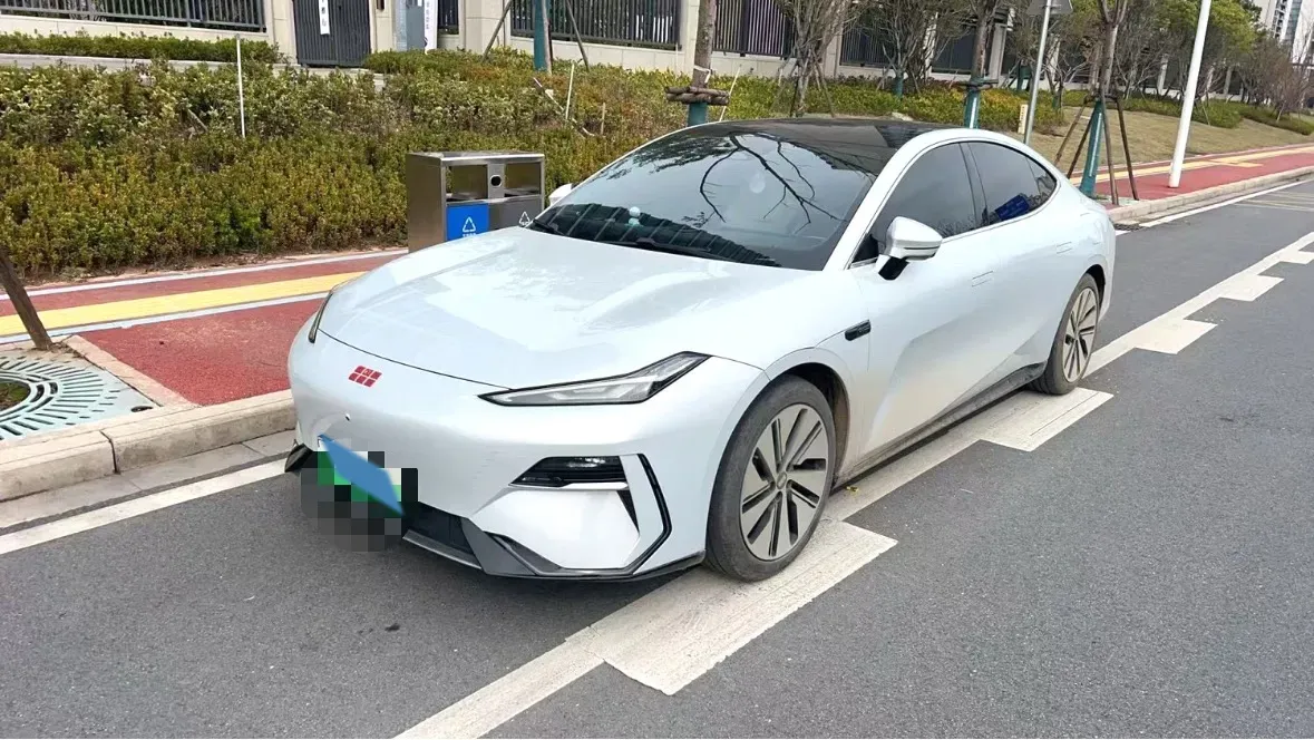 2024 Geely Galaxy E8 BEV 76KWH,autocango,china used car exporter,china ev exporter,chinese used car exporter,chinese used ev exporter