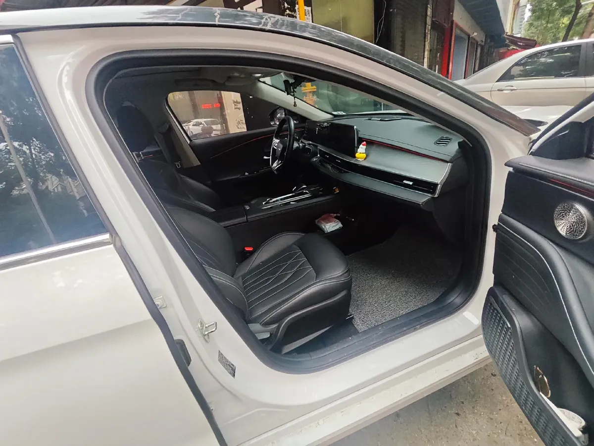 2022 Chery Arrizo 8 1.6T 197HP L4 7DCT,autocango,china used car exporter,china ev exporter,chinese used car exporter,chinese used ev exporter