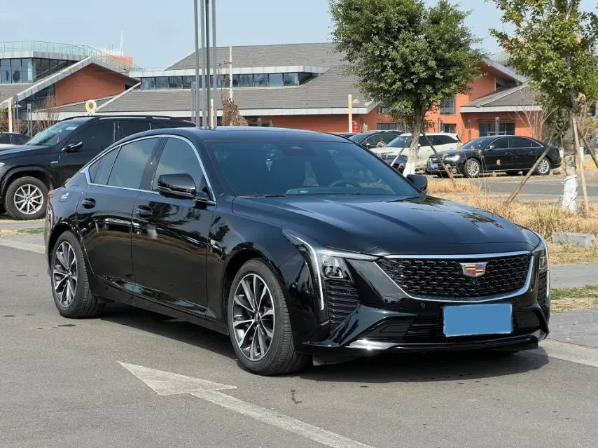 2025 Cadillac CT5 2.0T 237HP L4 10AT,autocango,china used car exporter,china ev exporter,chinese used car exporter,chinese used ev exporter