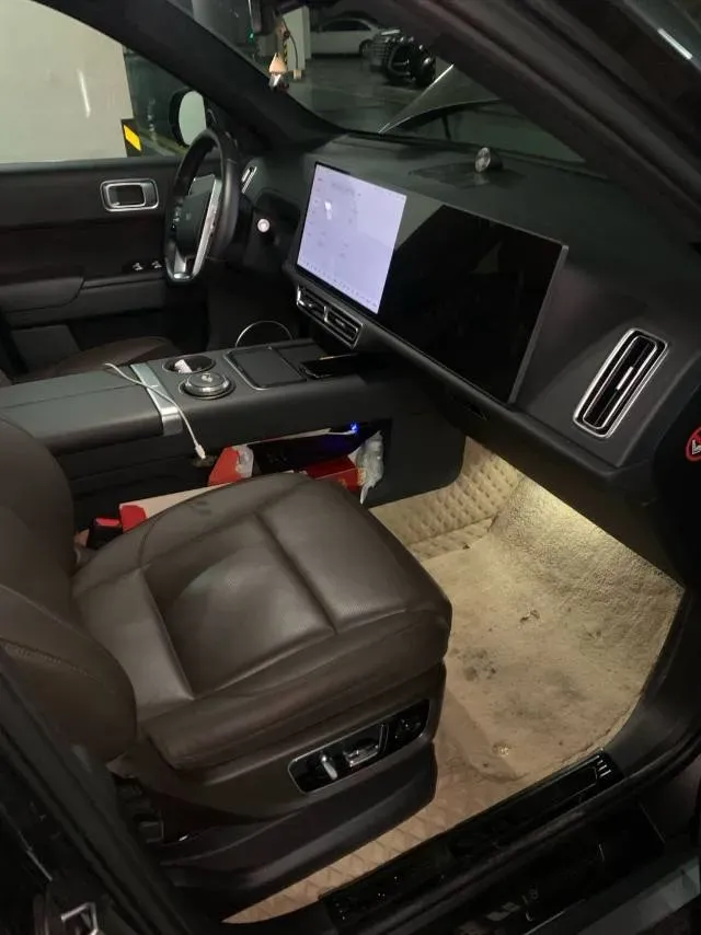 2023 Li L8 Range Extended 154HP REEV 40.9KWH,autocango,china used car exporter,china ev exporter,chinese used car exporter,chinese used ev exporter