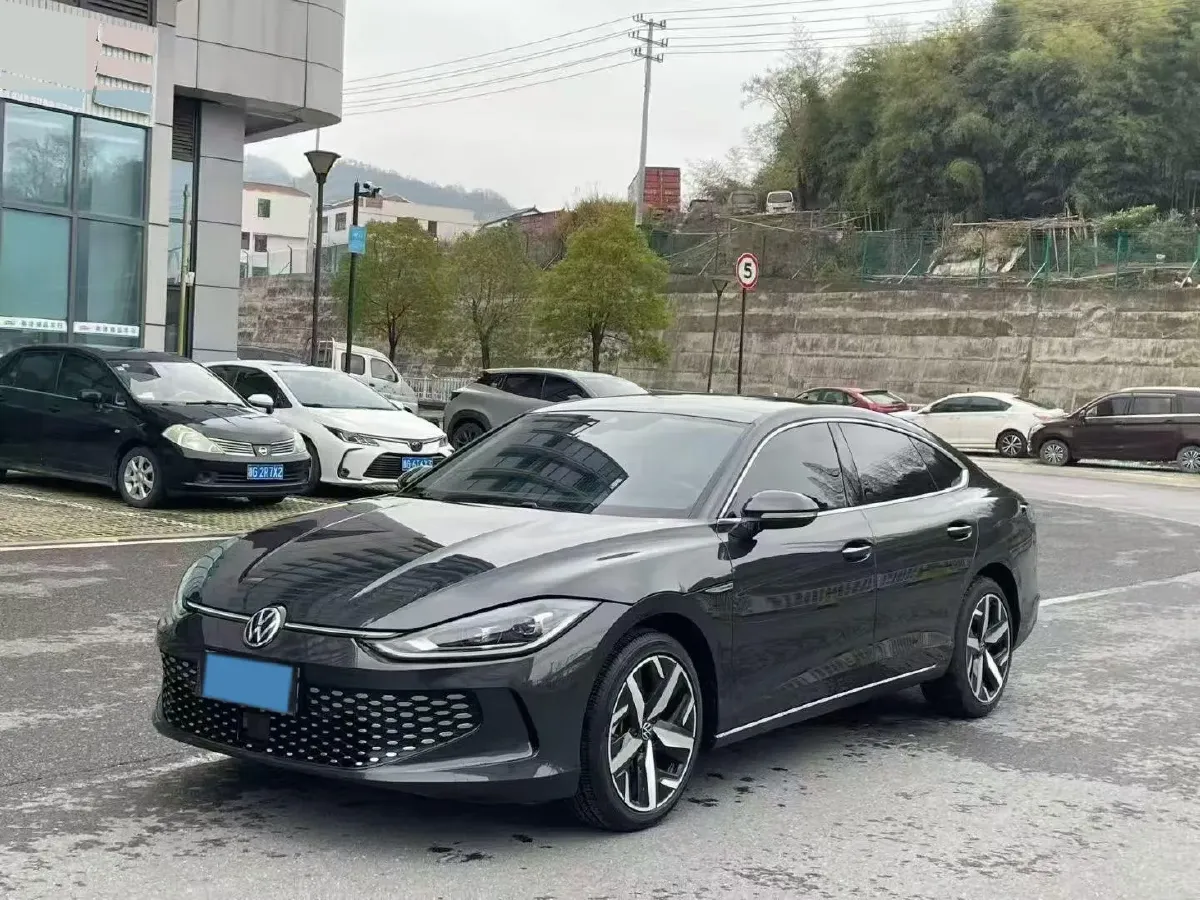 2023 Volkswagen Lamando 1.4T 150HP L4 7DCT,autocango,china used car exporter,china ev exporter,chinese used car exporter,chinese used ev exporter