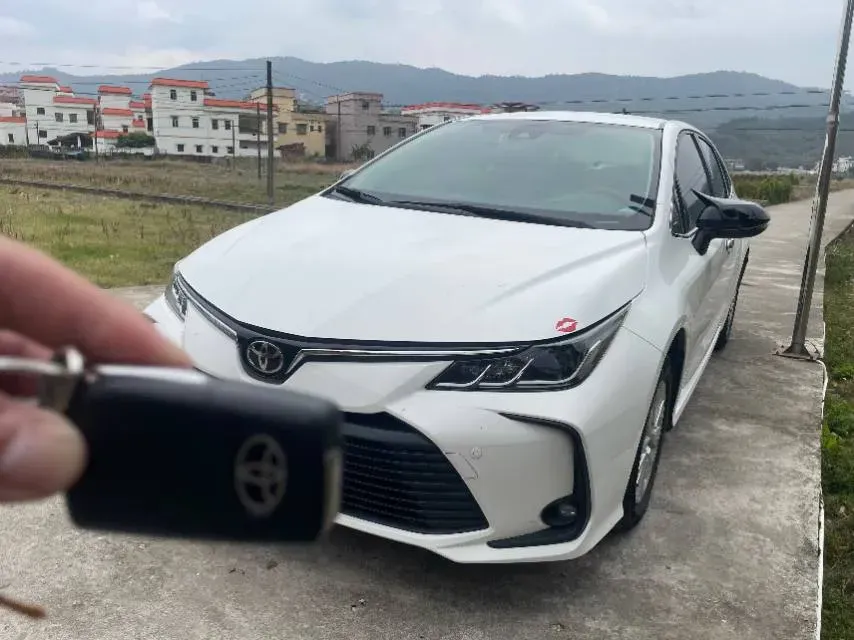2019 Toyota Corolla 1.2T 116HP L4 CVT,autocango,china used car exporter,china ev exporter,chinese used car exporter,chinese used ev exporter