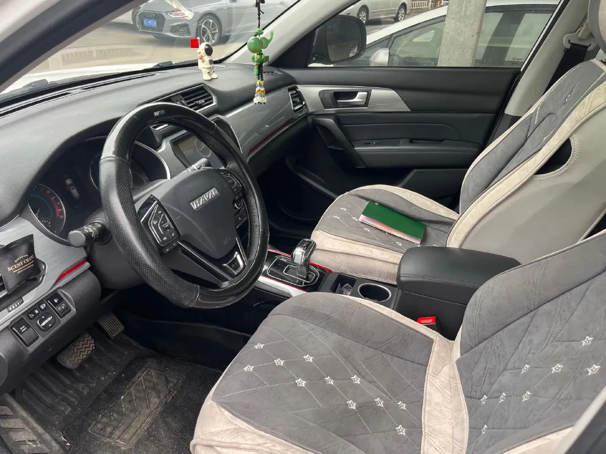 2018 Haval H2 1.5T 150HP L4 7DCT,autocango,china used car exporter,china ev exporter,chinese used car exporter,chinese used ev exporter