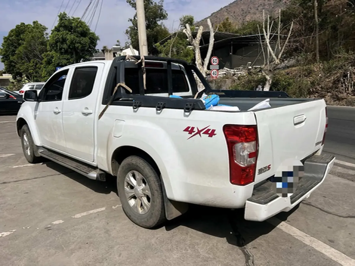 2019 Isuzu RE-MAX Jim 2.5T 129HP L4 6MT,autocango,china used car exporter,china ev exporter,chinese used car exporter,chinese used ev exporter