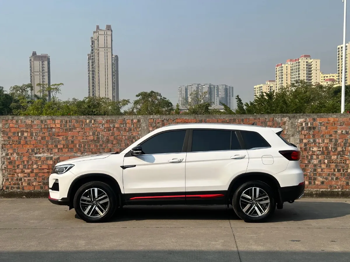 2022 ChangAn CS75 1.5T 180HP L4 7DCT,autocango,china used car exporter,china ev exporter,chinese used car exporter,chinese used ev exporter