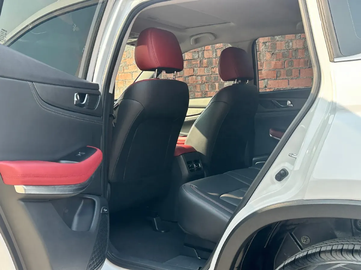 2022 ChangAn CS75 1.5T 180HP L4 7DCT,autocango,china used car exporter,china ev exporter,chinese used car exporter,chinese used ev exporter