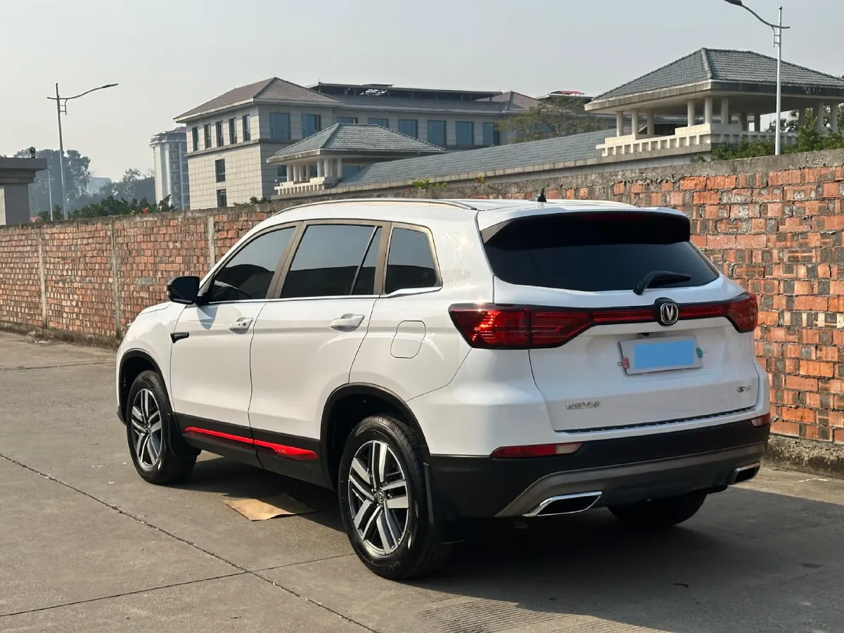 2022 ChangAn CS75 1.5T 180HP L4 7DCT,autocango,china used car exporter,china ev exporter,chinese used car exporter,chinese used ev exporter
